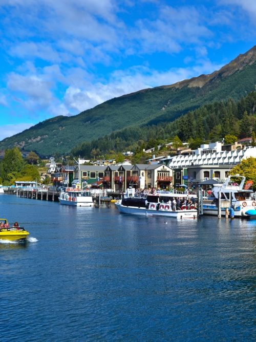 Queenstown maxi taxi van for group travel Queenstown maxi taxi van for group travel