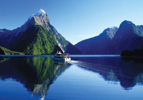 jucy-milford-sound-cruise-queenstown-new-zealand-tour